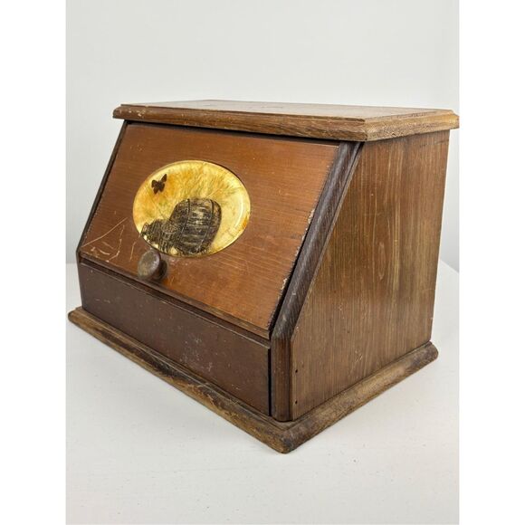 Vintage Wooden Bread Box w/ Lucite Inlay Tile Barrels and Butterfly - Picture 3 of 11